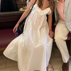 White long elegant Dress